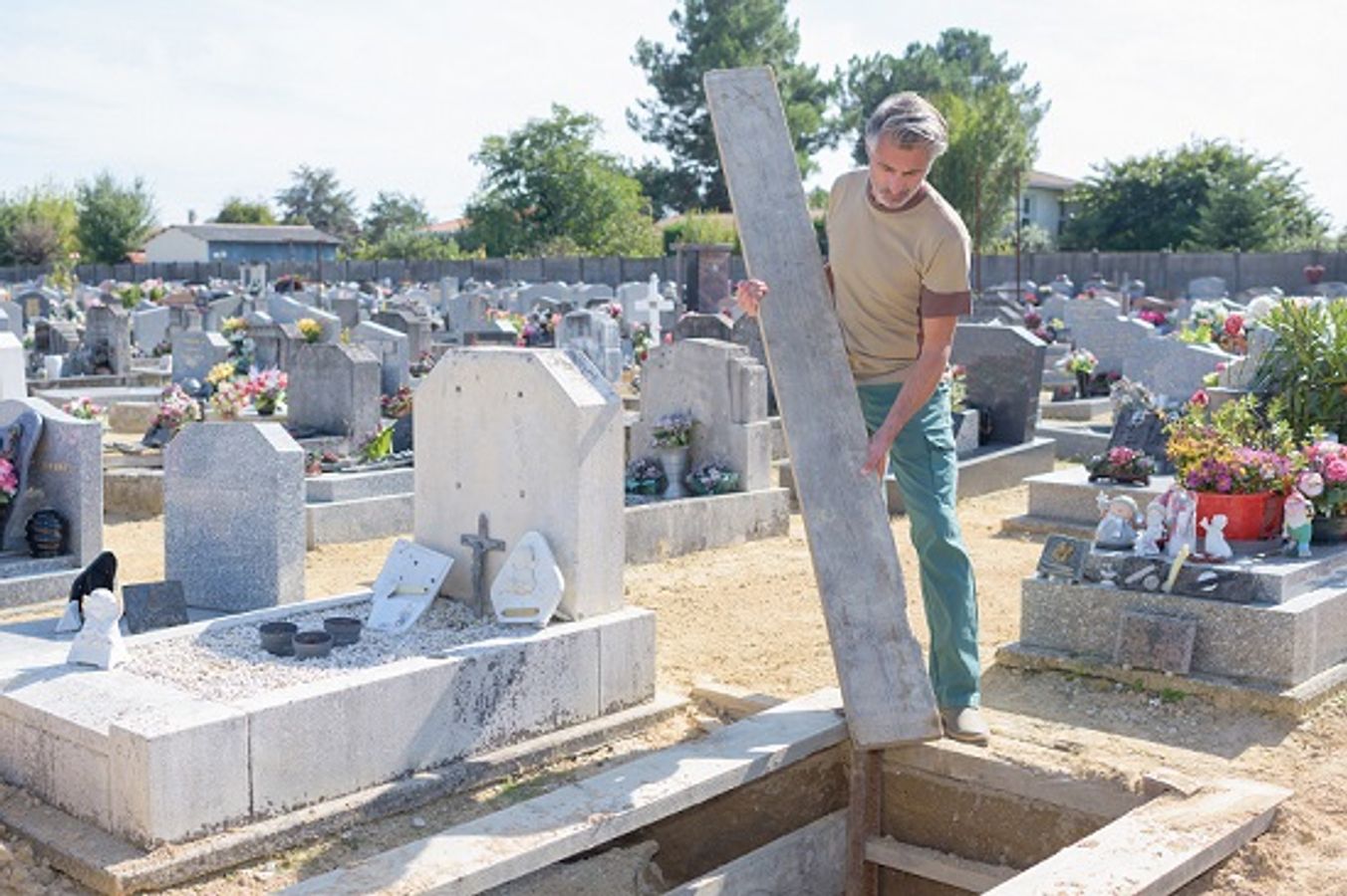 L Hygiene Funeraire Appliquee A La Gestion Du Cimetiere Dans Le Contexte Du Covid 19 Obligations Et Responsabilites Du Maire Idealco