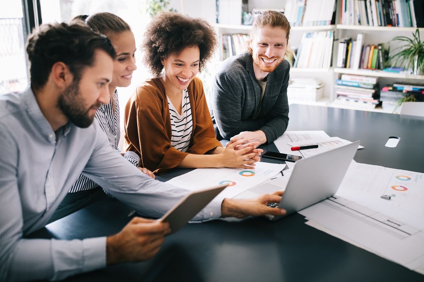 Dématérialisation : les clés pour réussir le nouvel espace digital des agents et des managers par SERDA