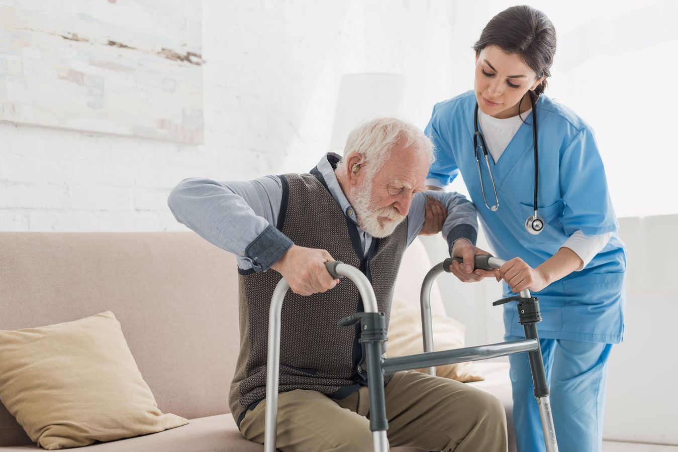 La pertinence du rôle de l’infirmière libérale dans l’accompagnement des personnes âgées en établissement et à domicile