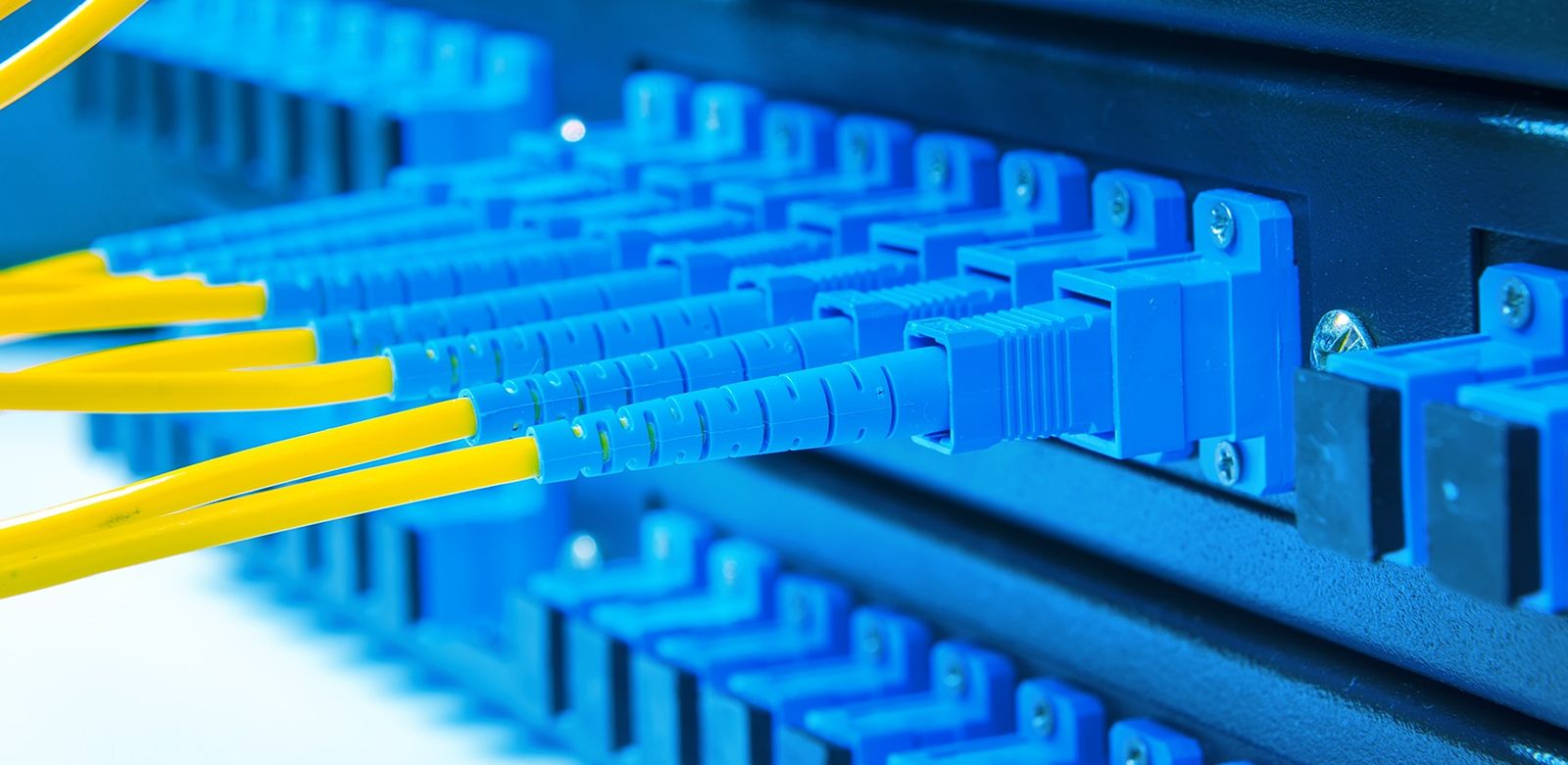 Gestion des réseaux de télécommunications des sites et des bâtiments  grâce aux SIG