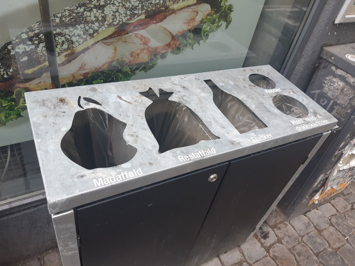 Collecte des déchets hors foyer sur l'espace public : retour d